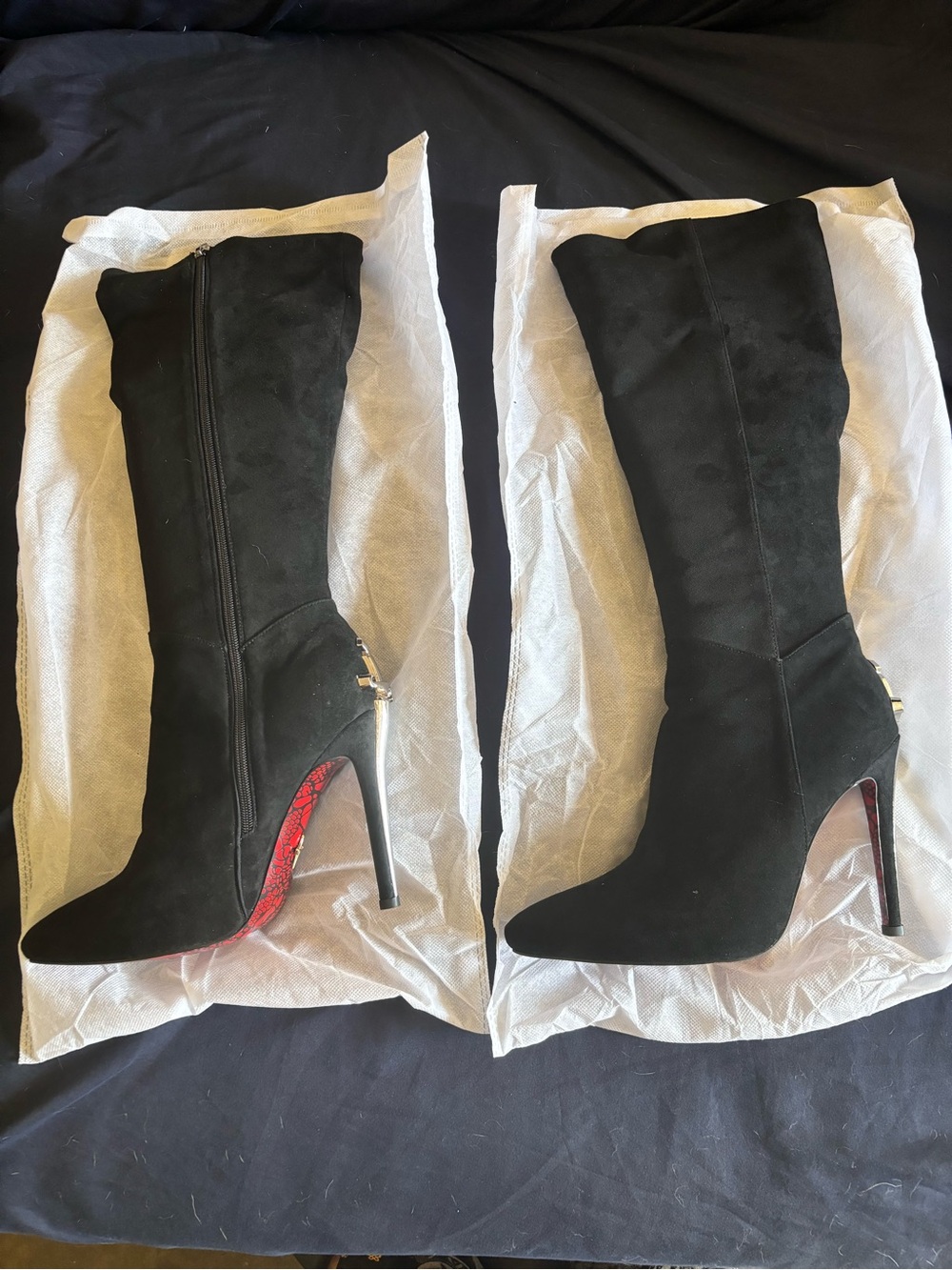 Cesare Paciotti dagger heels size 40